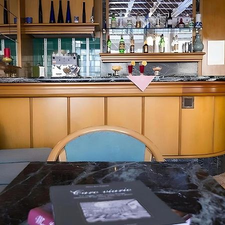 Grifone Hotel بيرودجا المظهر الخارجي الصورة