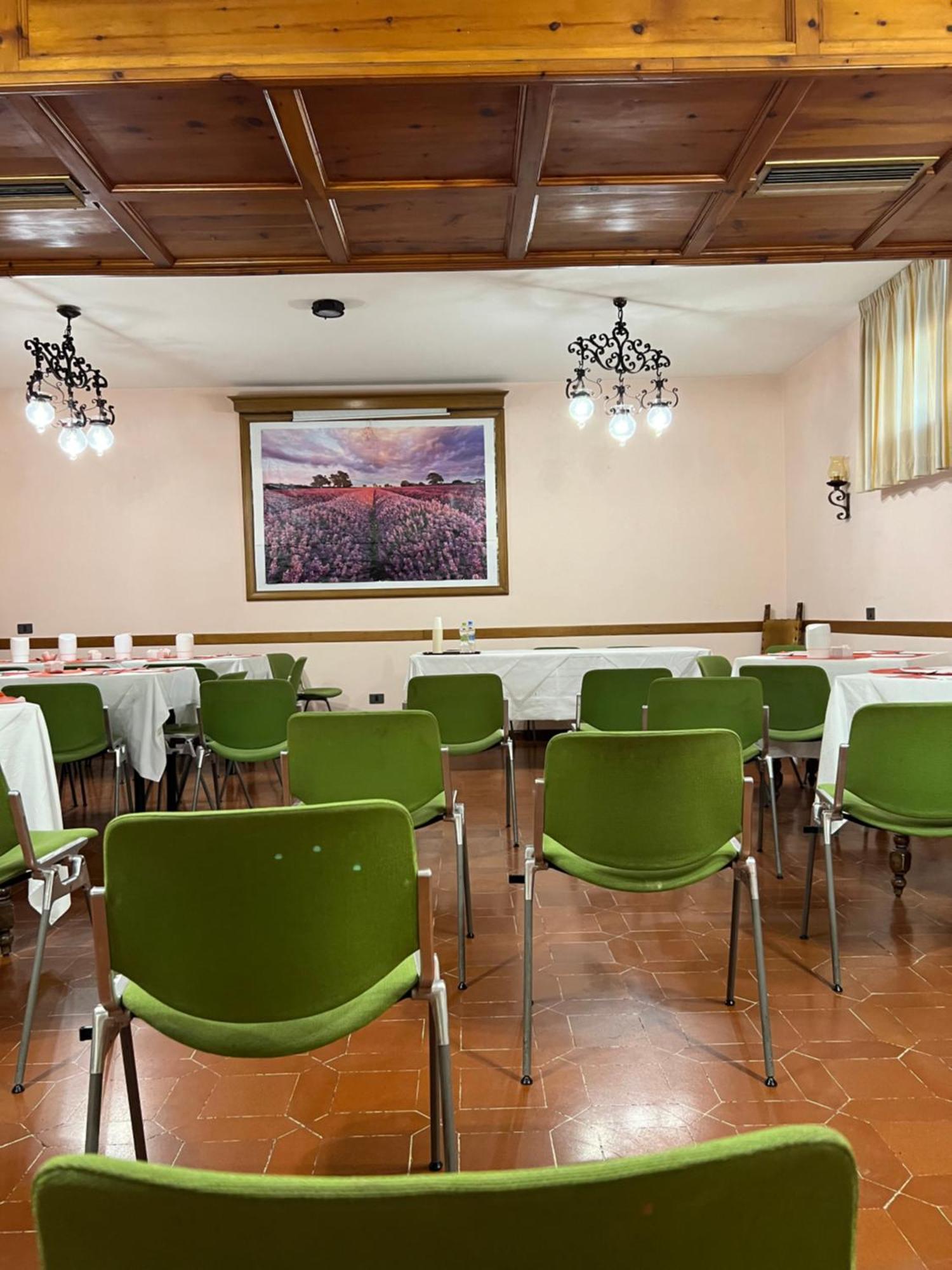 Grifone Hotel بيرودجا المظهر الخارجي الصورة