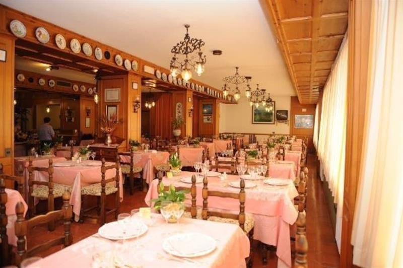 Grifone Hotel بيرودجا المظهر الخارجي الصورة